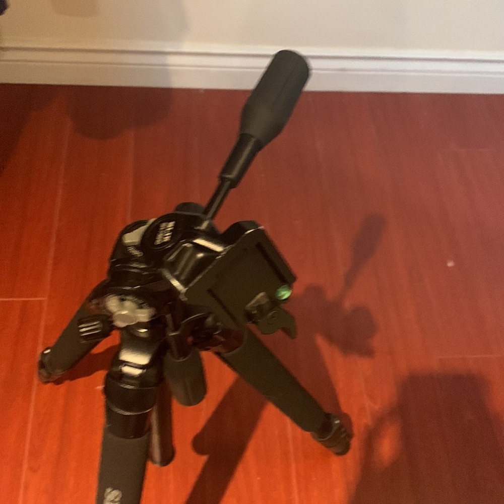 Convertible camera tripod - Picture 3 of 4